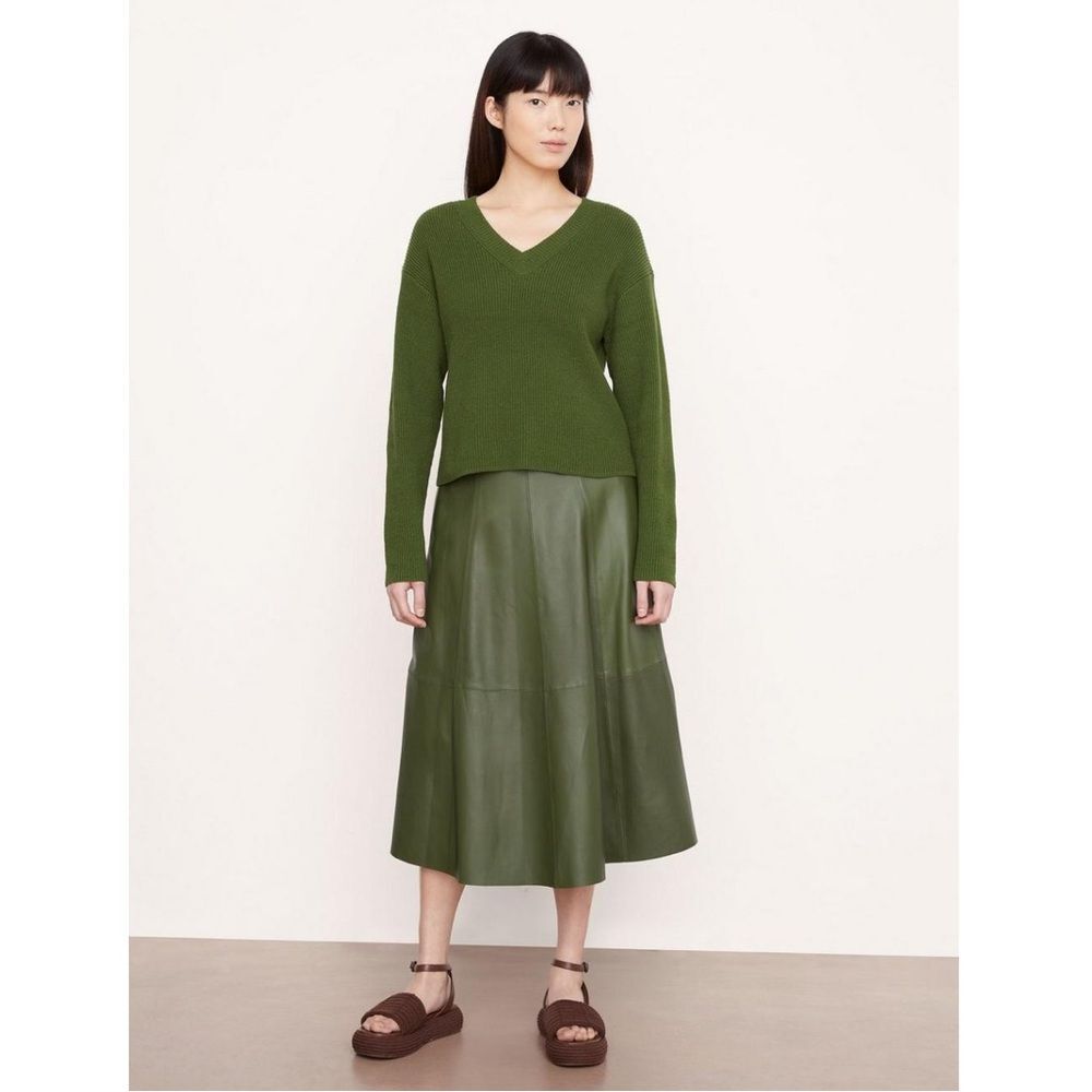 Vince Drop Shoulder V-Neck Sweater Size M Retail $295